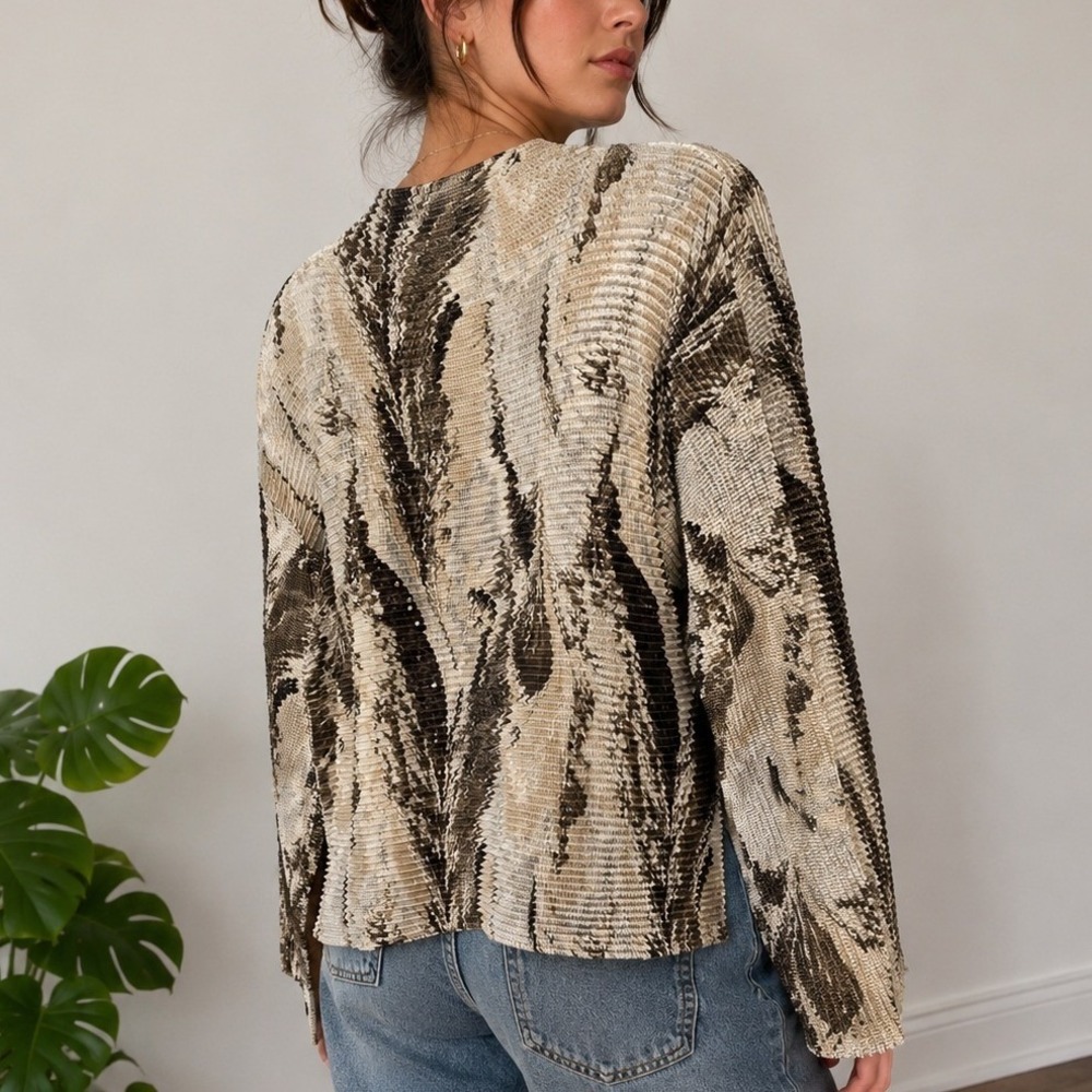 Alberto Makali Pleated Mock Neck Top M Abstract‎ Animal Print Y2K Stretch Blouse